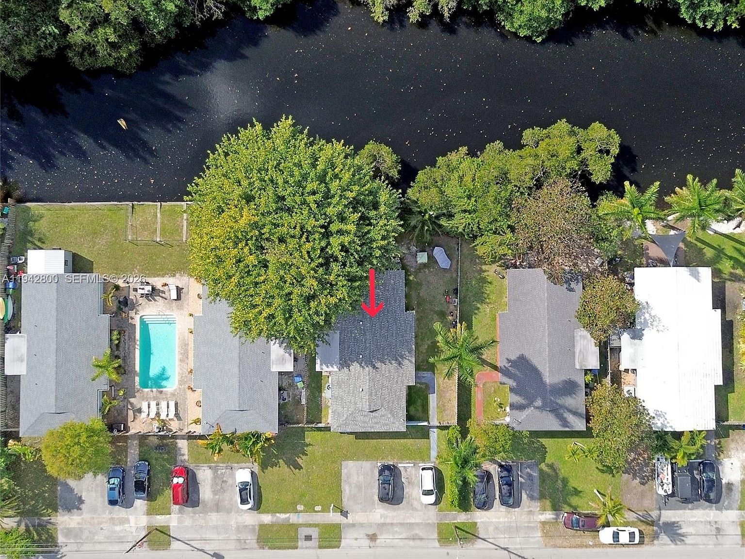 2441 NW 9th Ter Wilton Manors, FL 33311 - Thumbnail 2