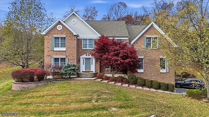 13 Old Schoolhouse Rd Asbury, NJ 08802 - Thumbnail 2