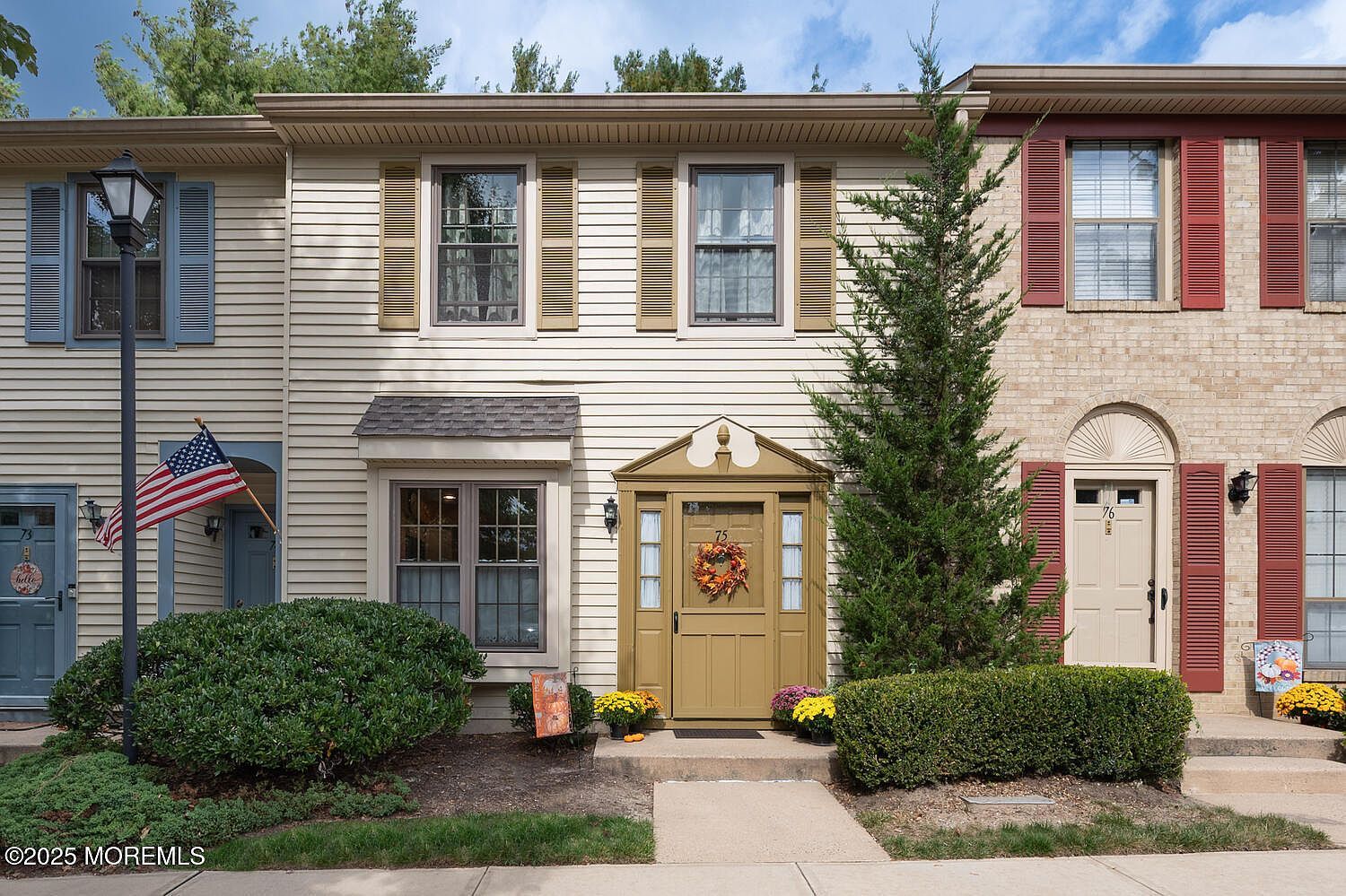 75 Bradford Ct Aberdeen, NJ 07747 - Thumbnail 2