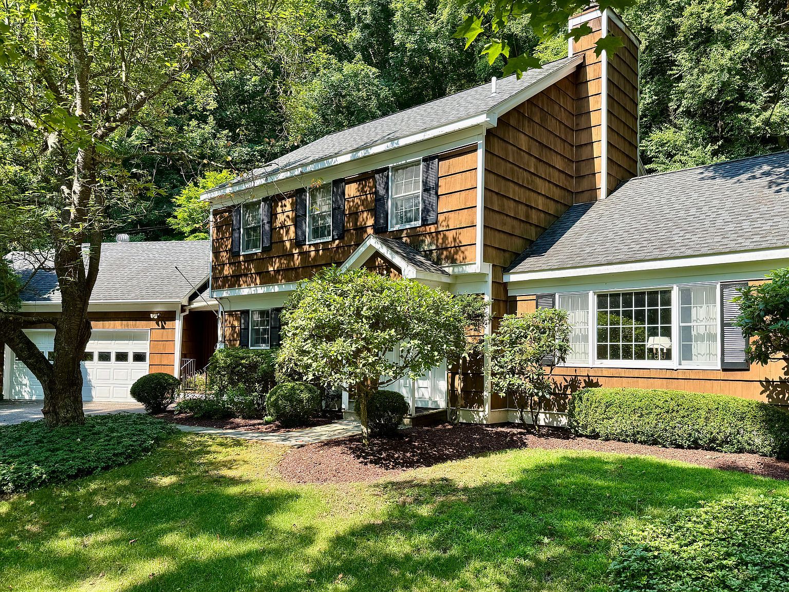 132 S Kent Rd South Kent, CT 06785 - Thumbnail 2