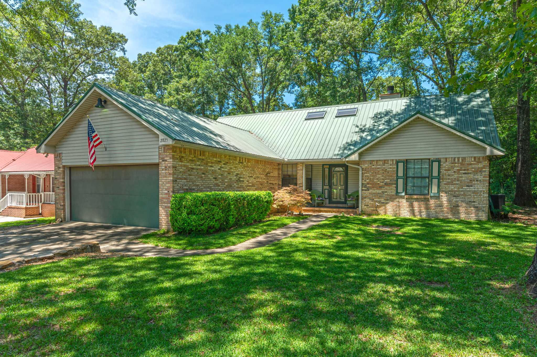 2825 Lake Silver Road, Crestview, FL, USA, 32536  | Single Family