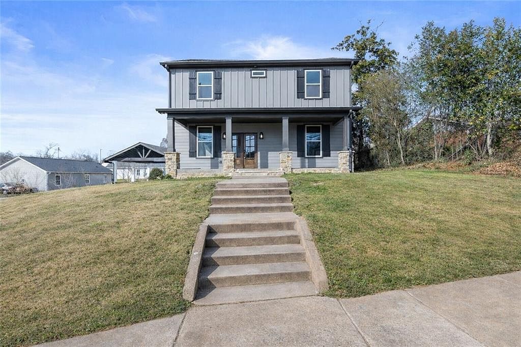 31 Pinson St Newnan, GA 30263 - Thumbnail 2