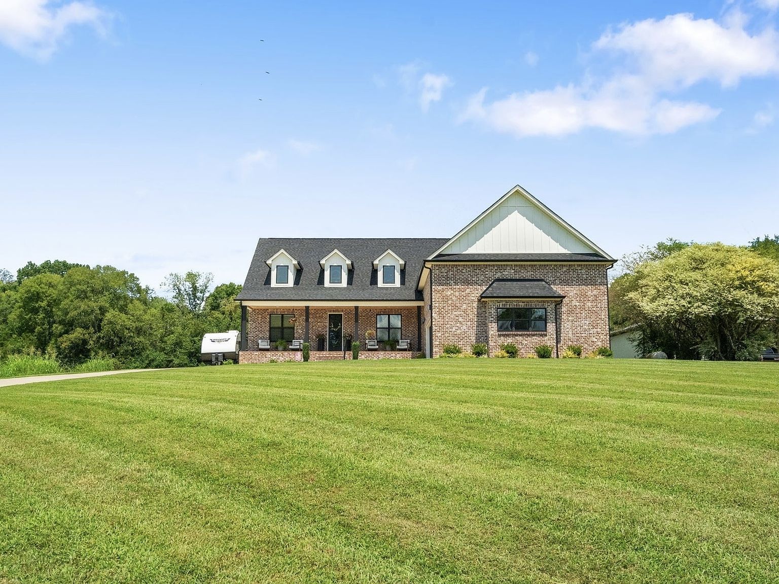 162 Vantrease Rd Cottontown, TN 37048 - Thumbnail 2