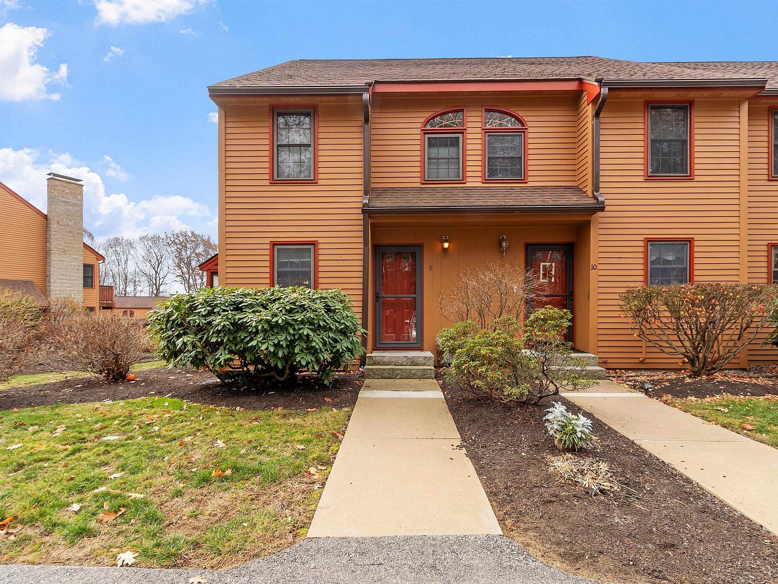 240 Franklin St APT 9 Laconia, NH 03246 - Thumbnail 2