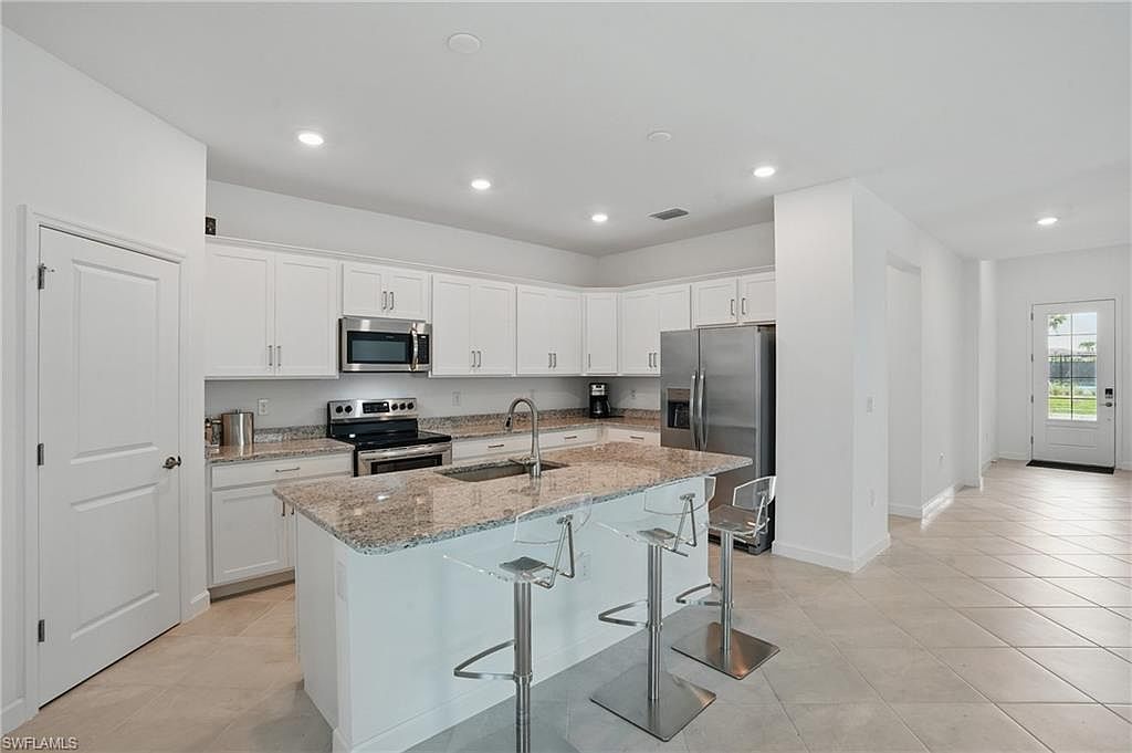 13952 Hunter Oak Dr Fort Myers, FL 33913 - Thumbnail 2