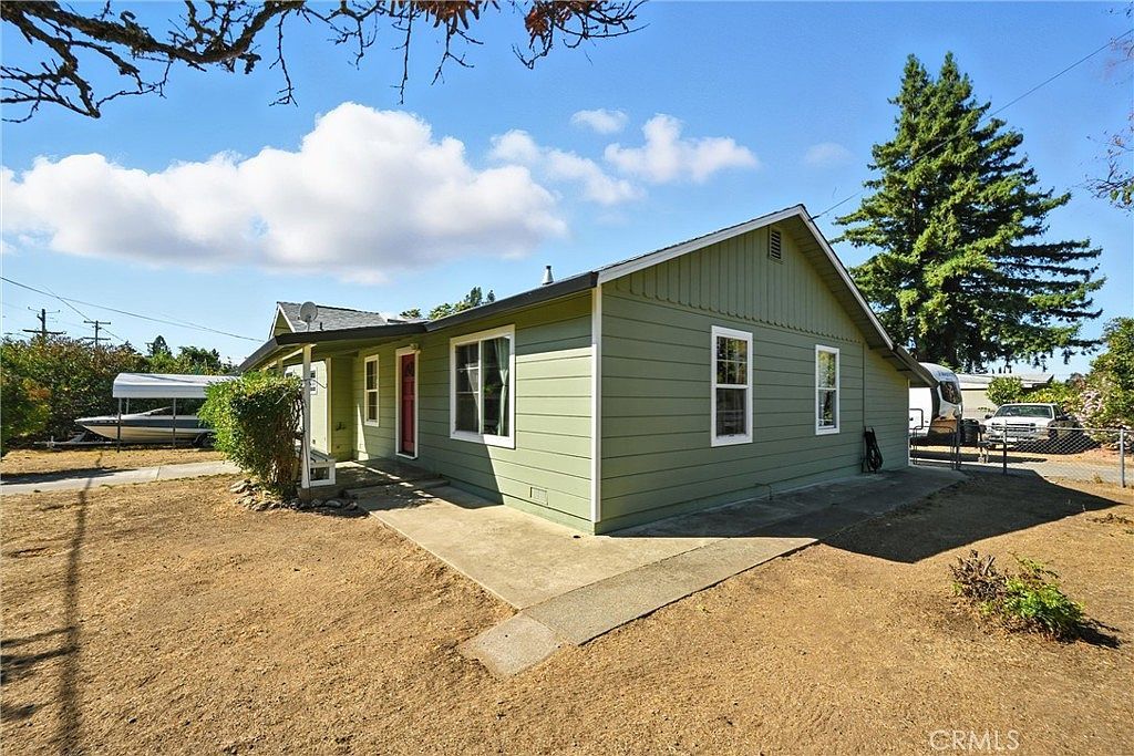 4397 Country Club Dr Lucerne, CA 95458 - Thumbnail 2