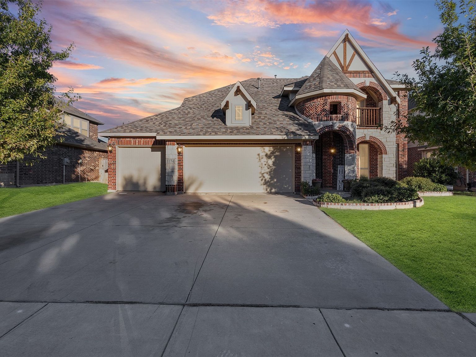 1174 Spring Cress Dr Burleson, TX 76028 - Thumbnail 2