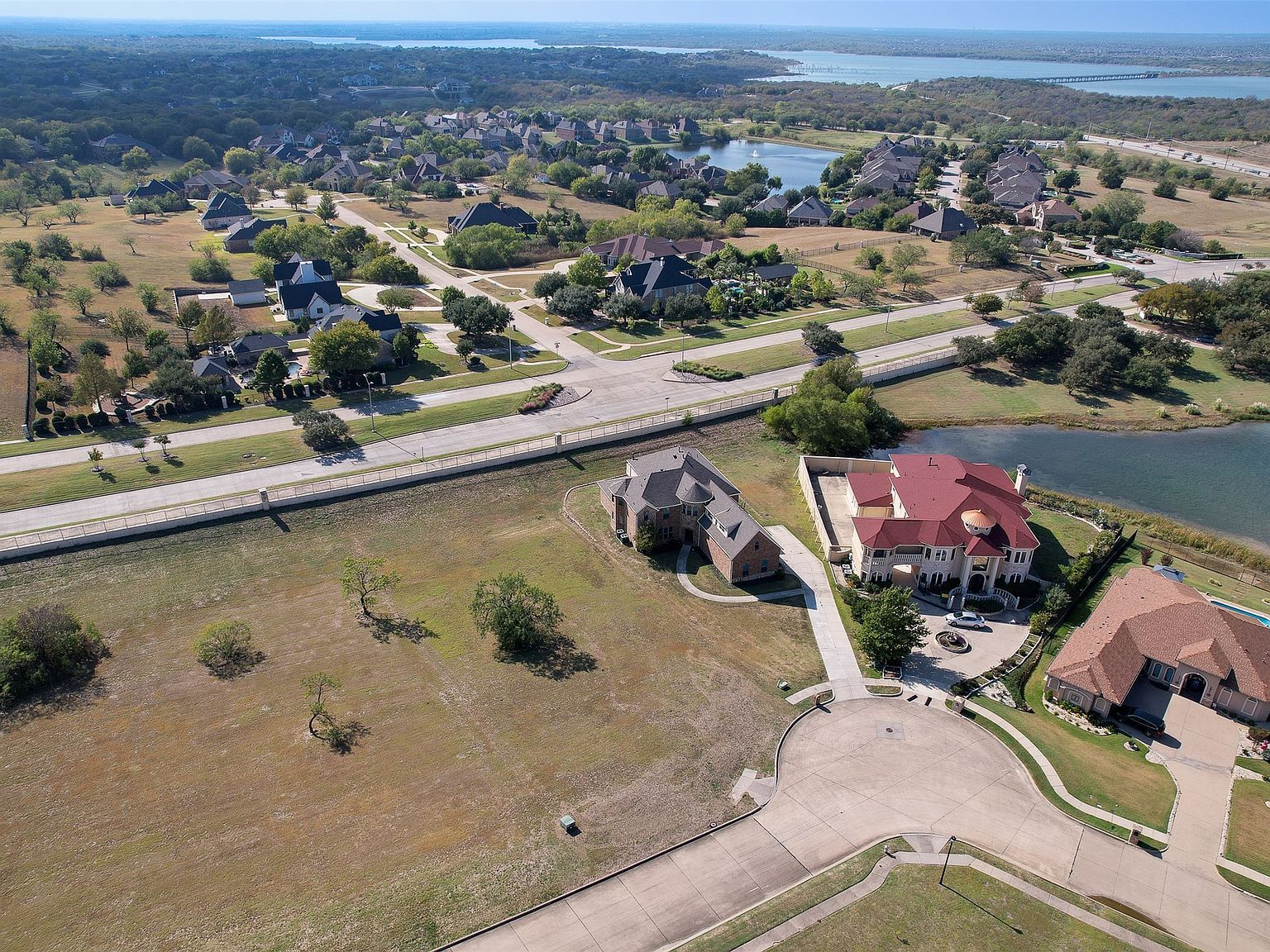 435 Breezeway Ct Cedar Hill, TX 75104 - Thumbnail 2