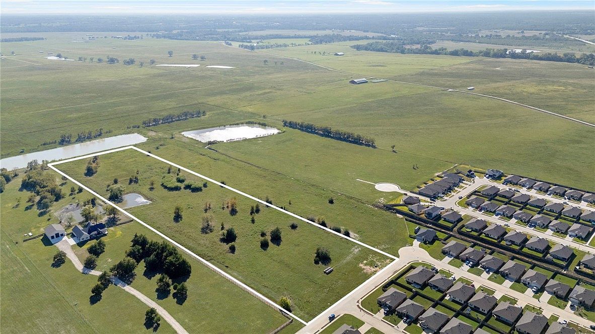 46 9th St Navasota, TX 77868 - Thumbnail 2