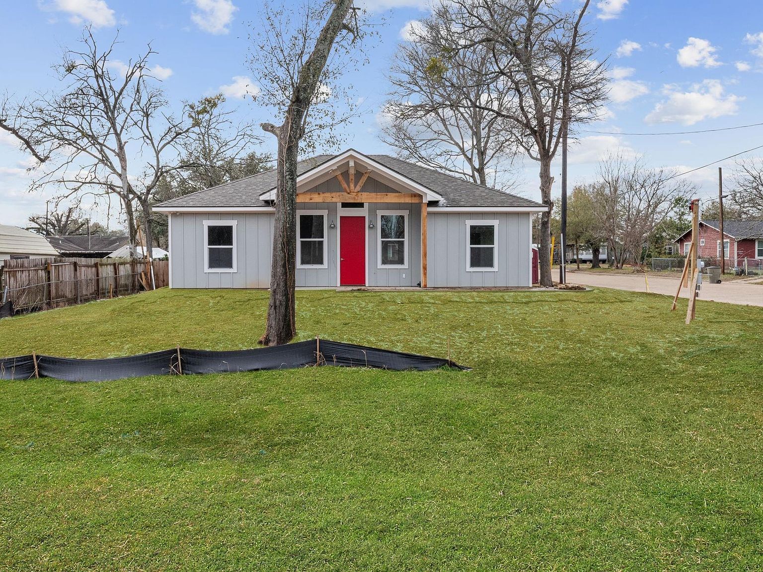 4210 Margaret St Bryan, TX 77803 - Thumbnail 2