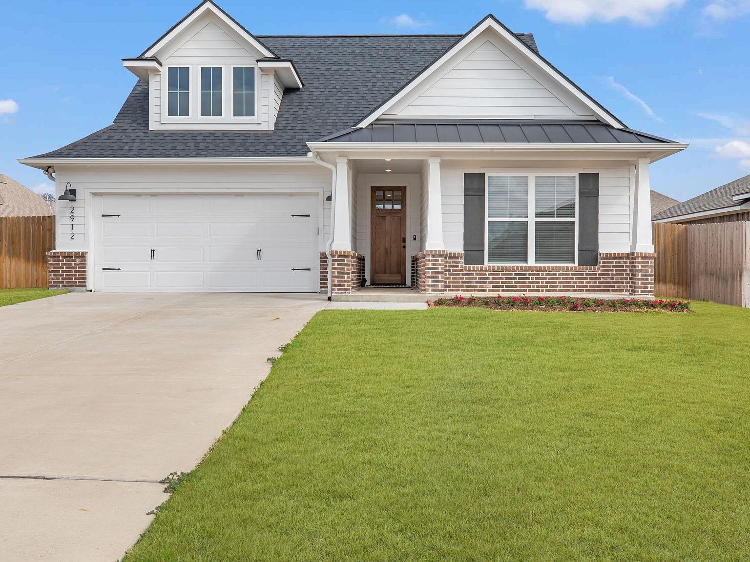 2912 Captain Ct Bryan, TX 77808 - Thumbnail 2