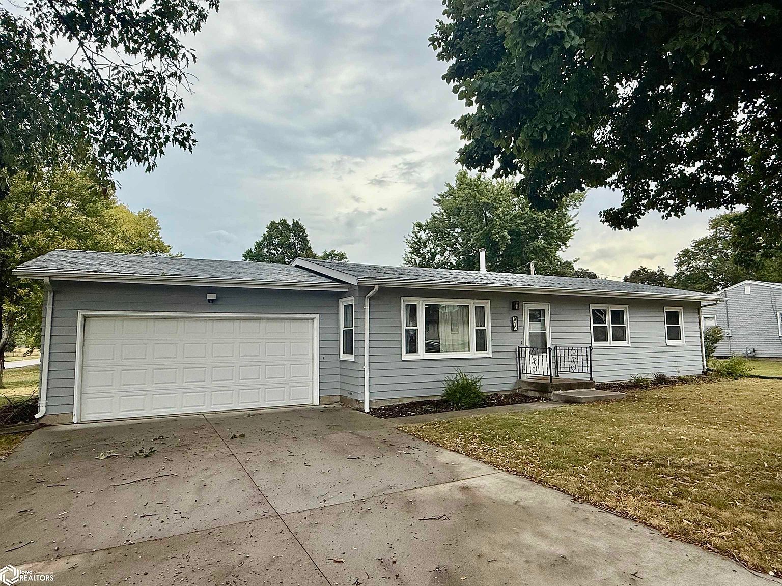 910 W Adams St Jefferson, IA 50129 - Thumbnail 2