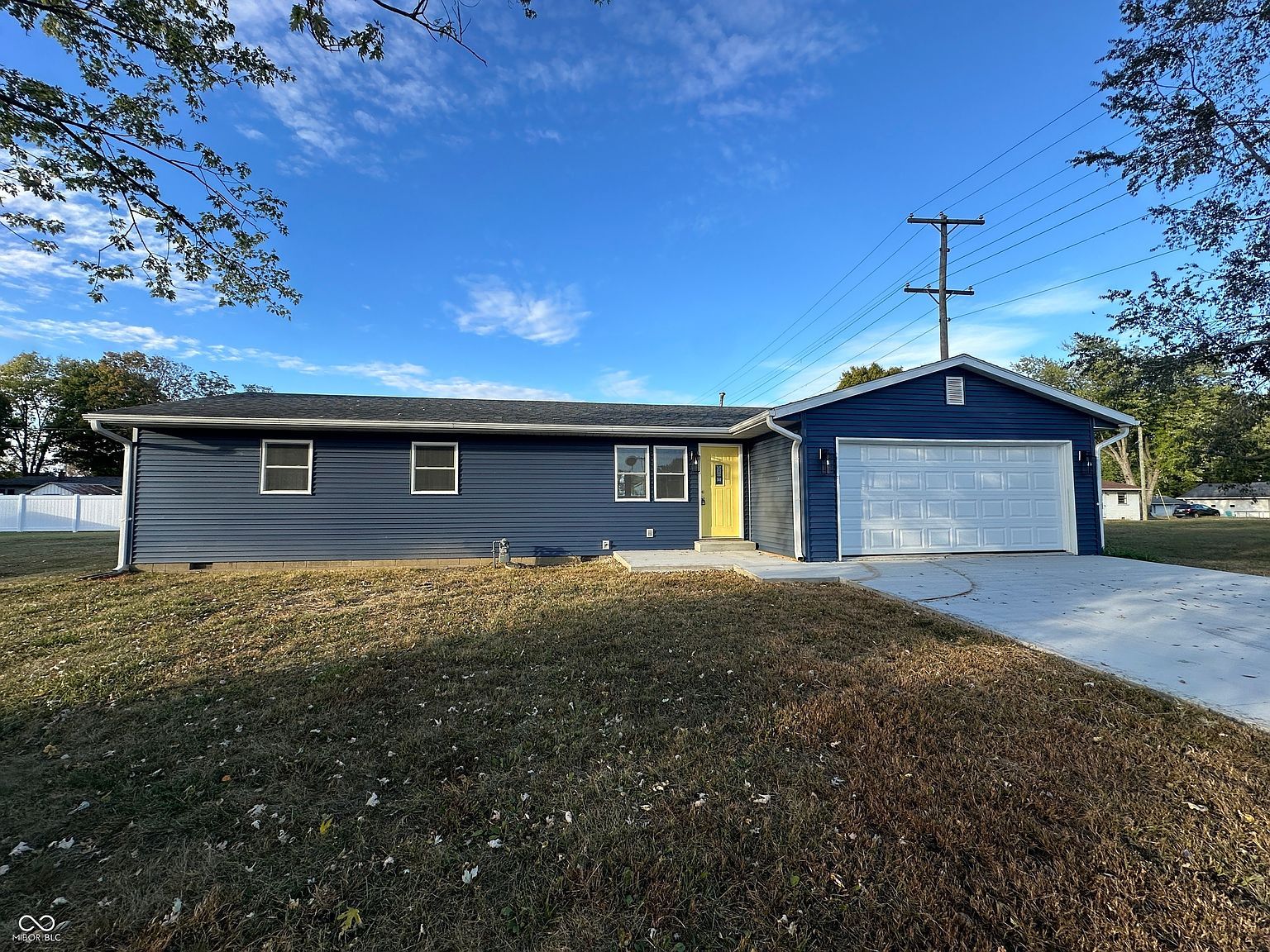 223 Circle Dr Bainbridge, IN 46105 - Thumbnail 2