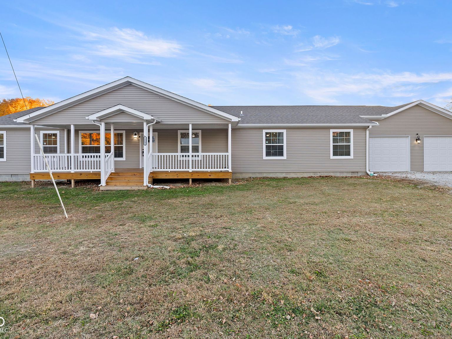 112 E College St Bainbridge, IN 46105 - Thumbnail 2