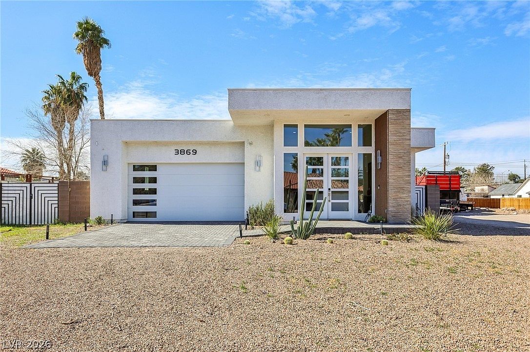 3869 Pacific St Las Vegas, NV 89121 - Thumbnail 2