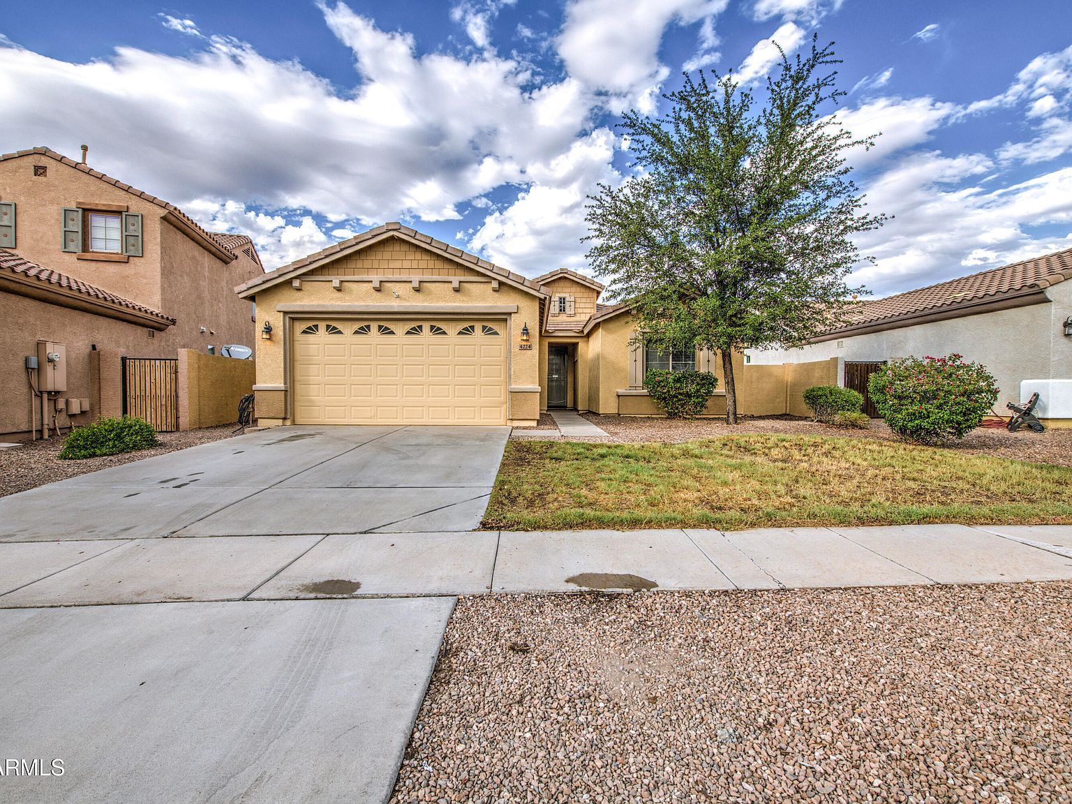 4224 S Fireside Ct Gilbert, AZ 85297 - Thumbnail 2