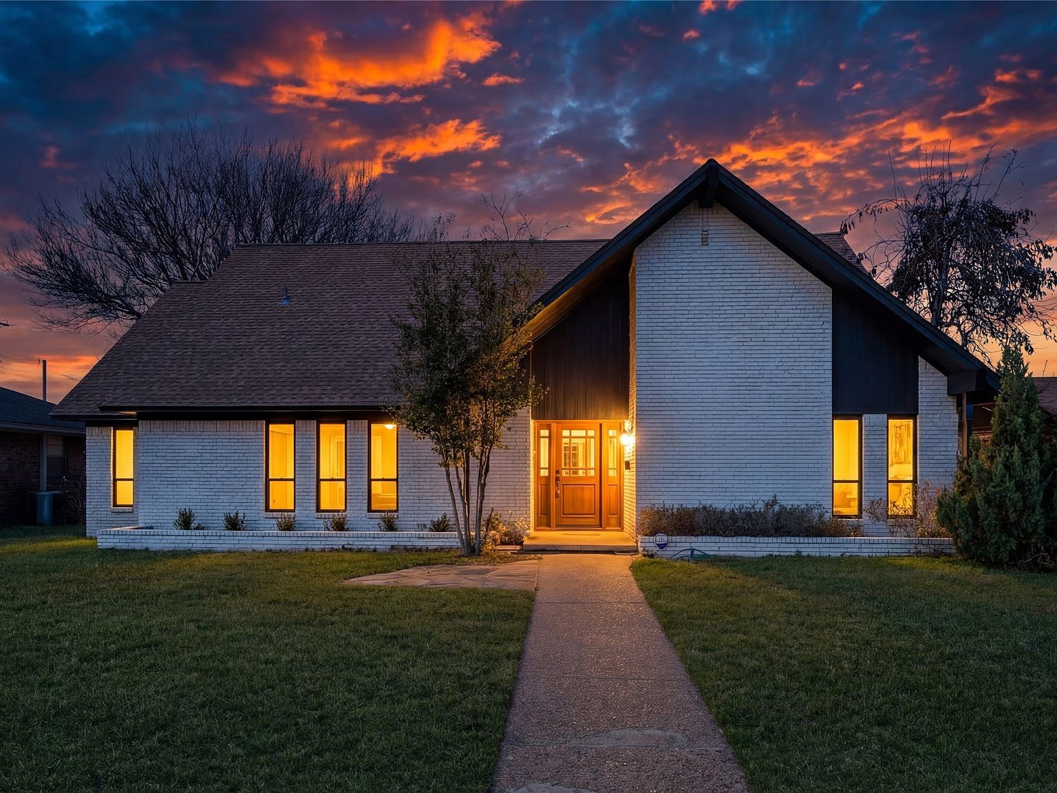 11022 Ferndale Rd Dallas, TX 75238 - Thumbnail 2