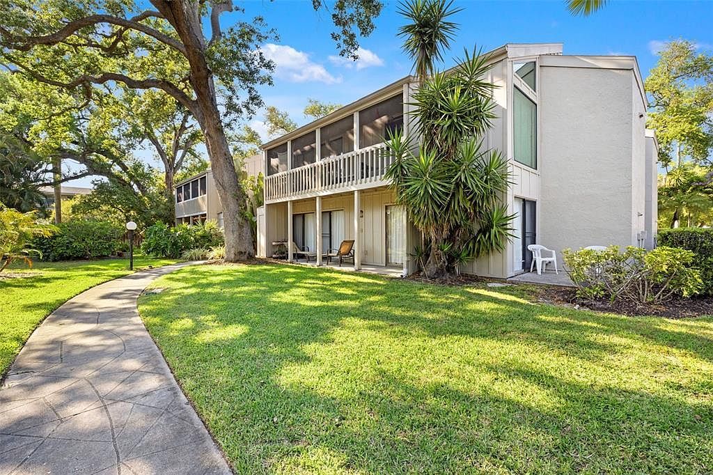 2200 Bahia Vista St APT B8 Sarasota, FL 34239  | Condominium