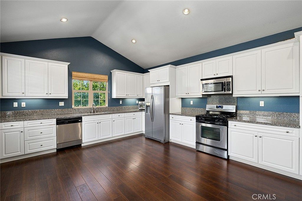 3203 S Edenglen Paseo UNIT B Ontario, CA 91761 - Thumbnail 2