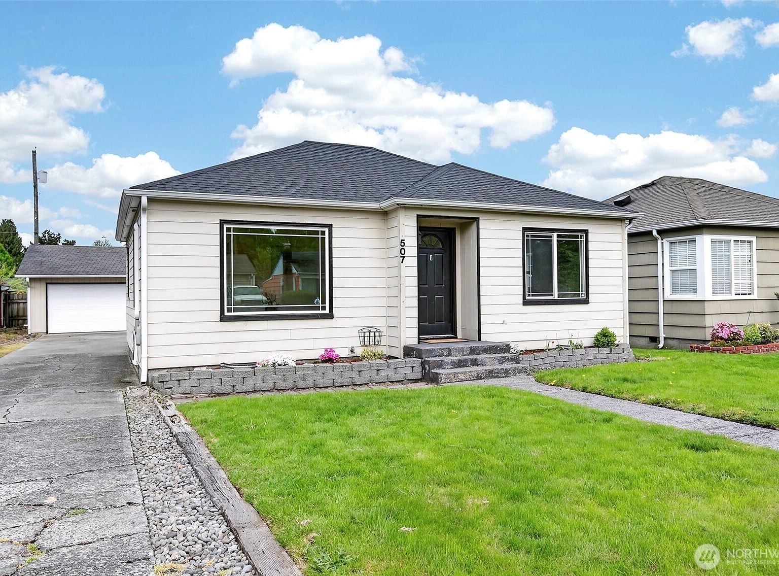 507 19th Ave Longview, WA 98632  | Single Family