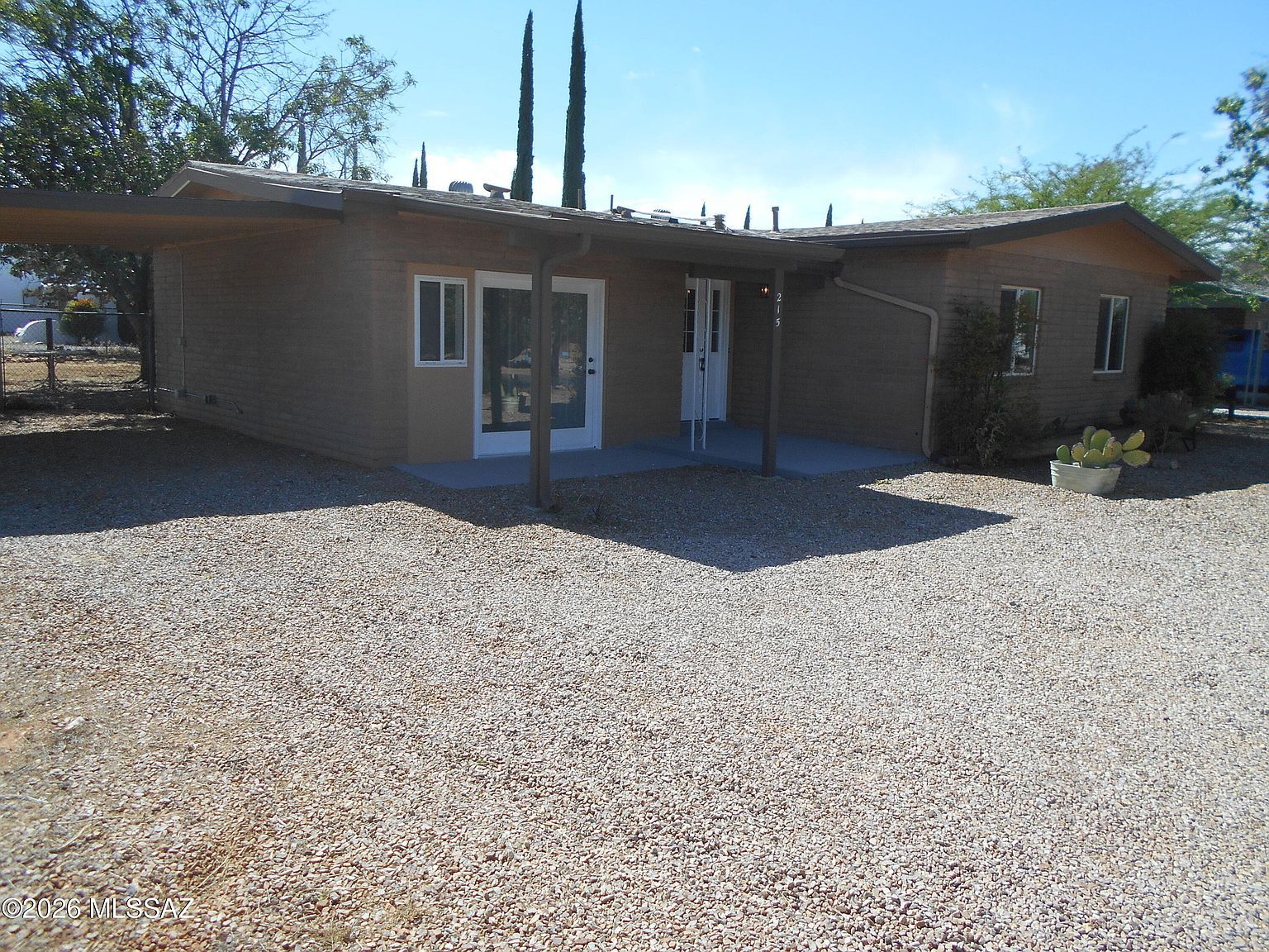 215 N Klassen Ct Pearce, AZ 85625  | Single Family
