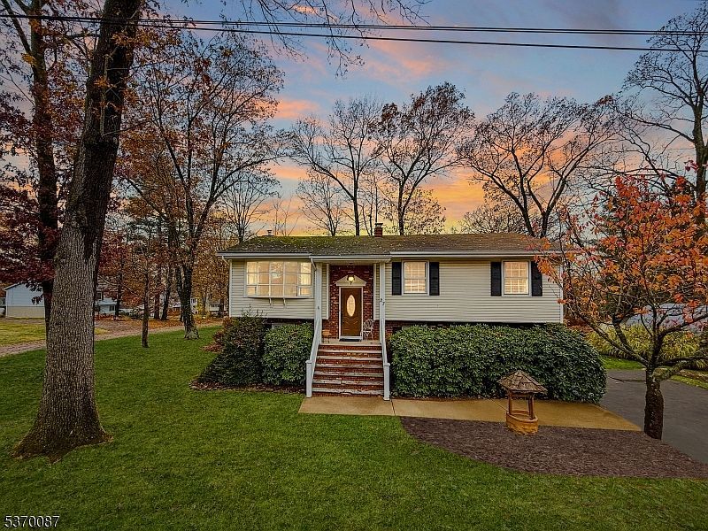 27 High Crest Dr Hamburg, NJ 07419 - Thumbnail 2