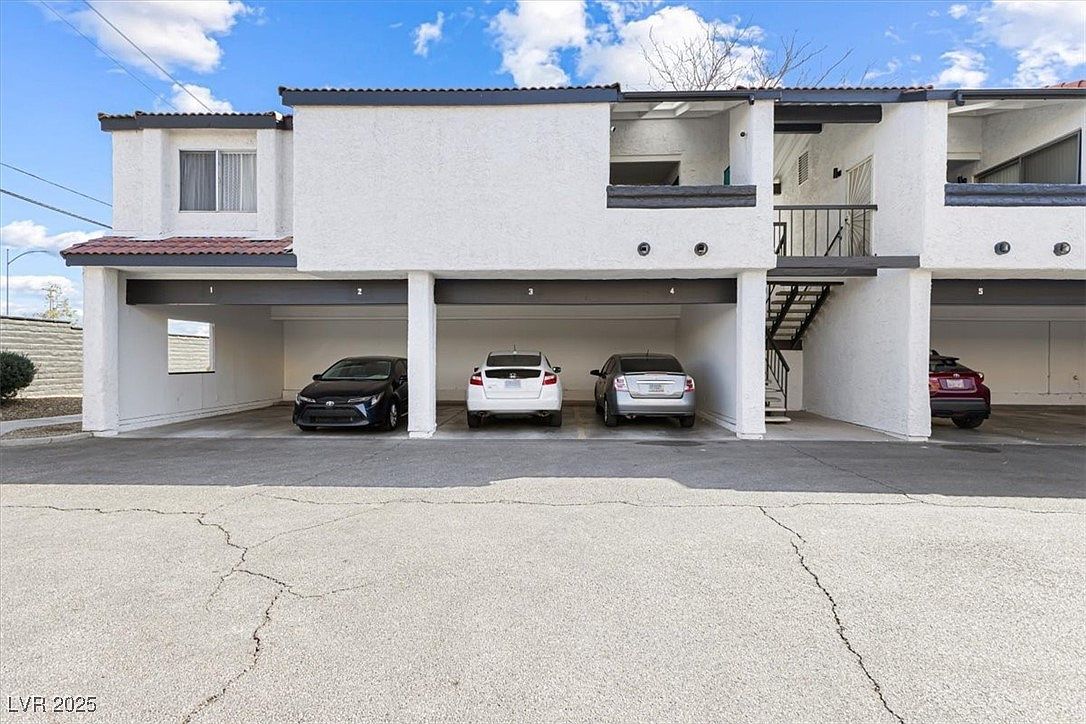 1455 E Katie Ave UNIT A21 Las Vegas, NV 89119 - Thumbnail 2
