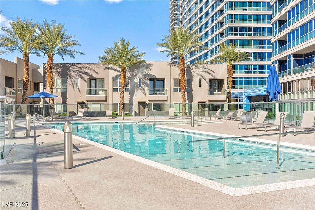 4555 Dean Martin Dr UNIT 102 Paradise, NV 89103 - Thumbnail 2