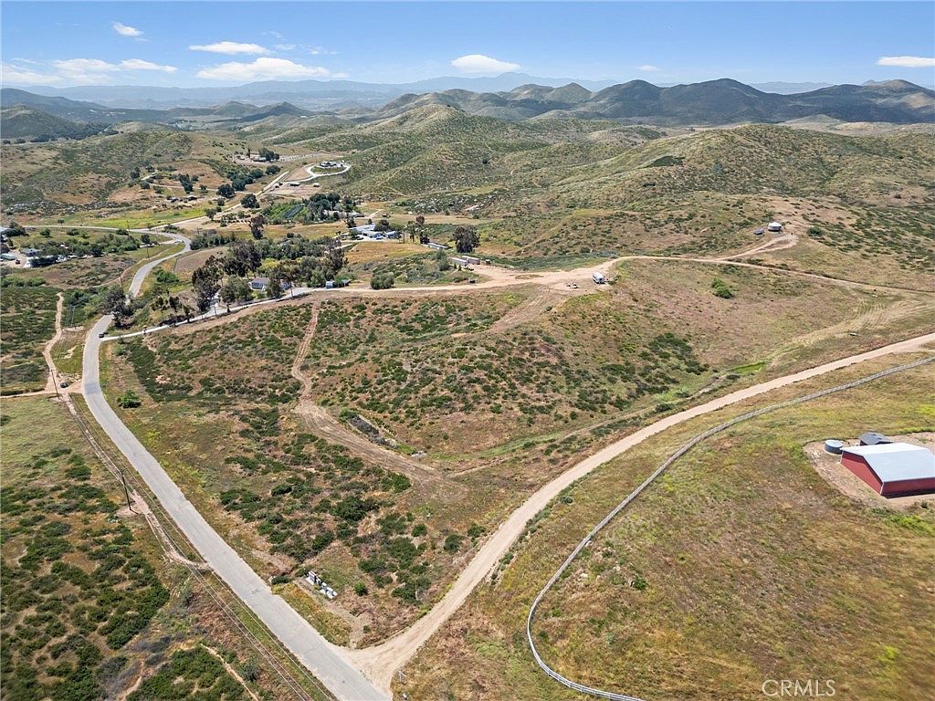 32955 Buckskin Rd Temecula, CA 92592 - Thumbnail 2
