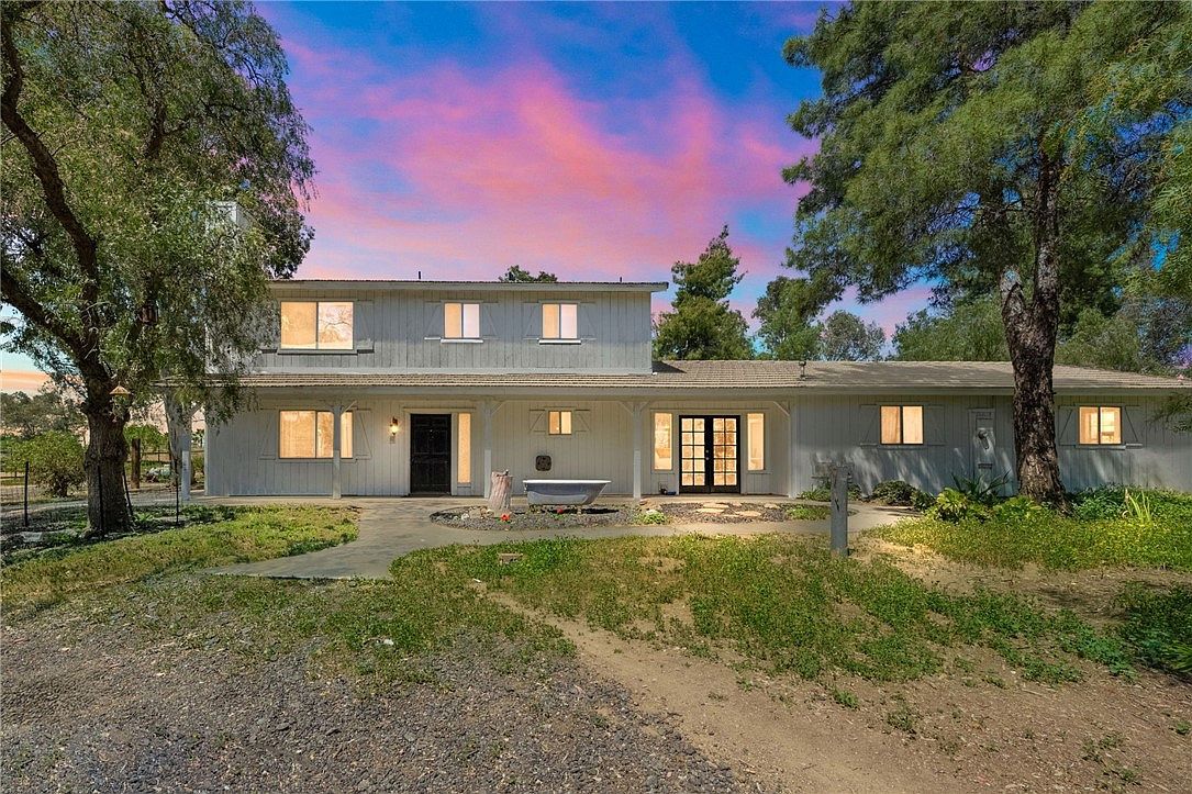 32900 Bootlegg Rd Winchester, CA 92596 - Thumbnail 2