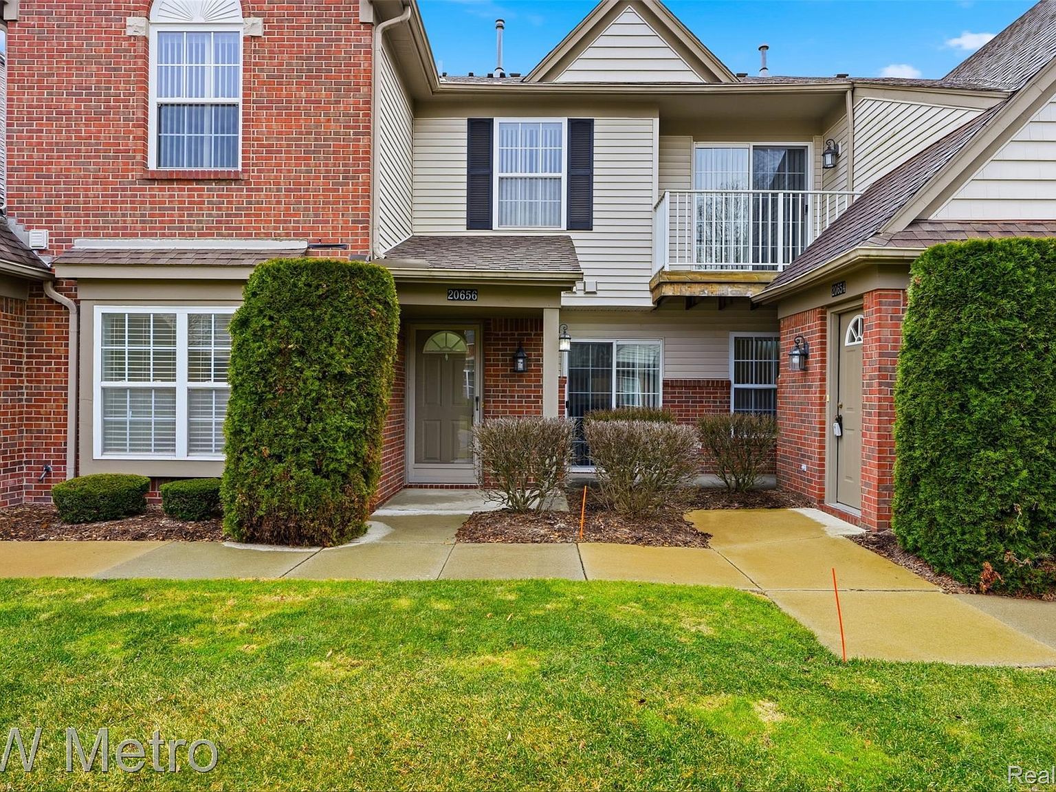 20656 Dunham Rd Clinton Township, MI 48038  | Condominium