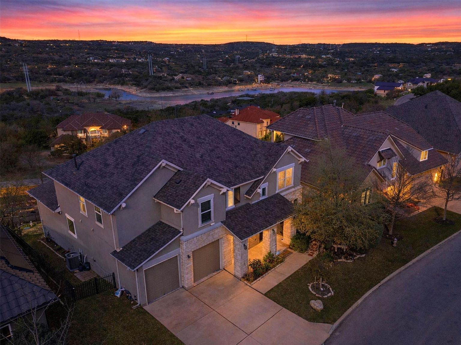 19614 Summit Glory Trl Spicewood, TX 78669 - Thumbnail 2