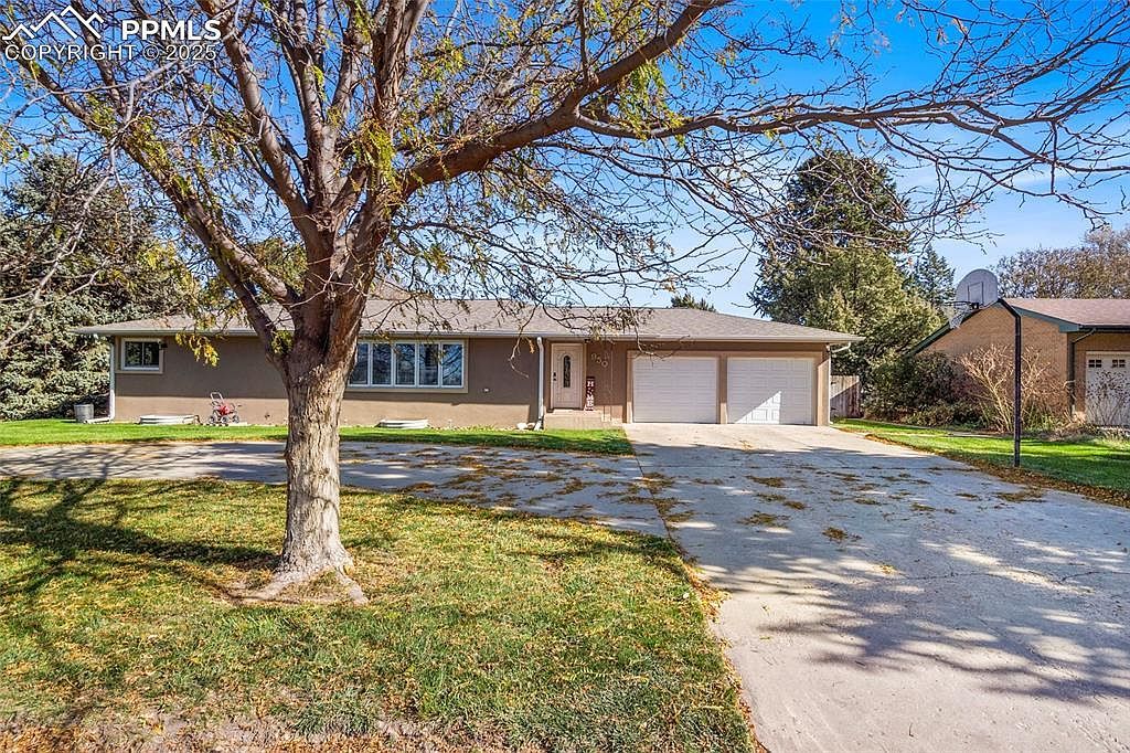 950 15th St Burlington, CO 80807 - Thumbnail 2