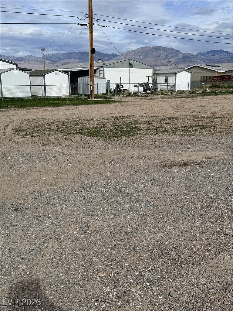 90 W Zapata Dr Pahrump, NV 89048 - Thumbnail 2