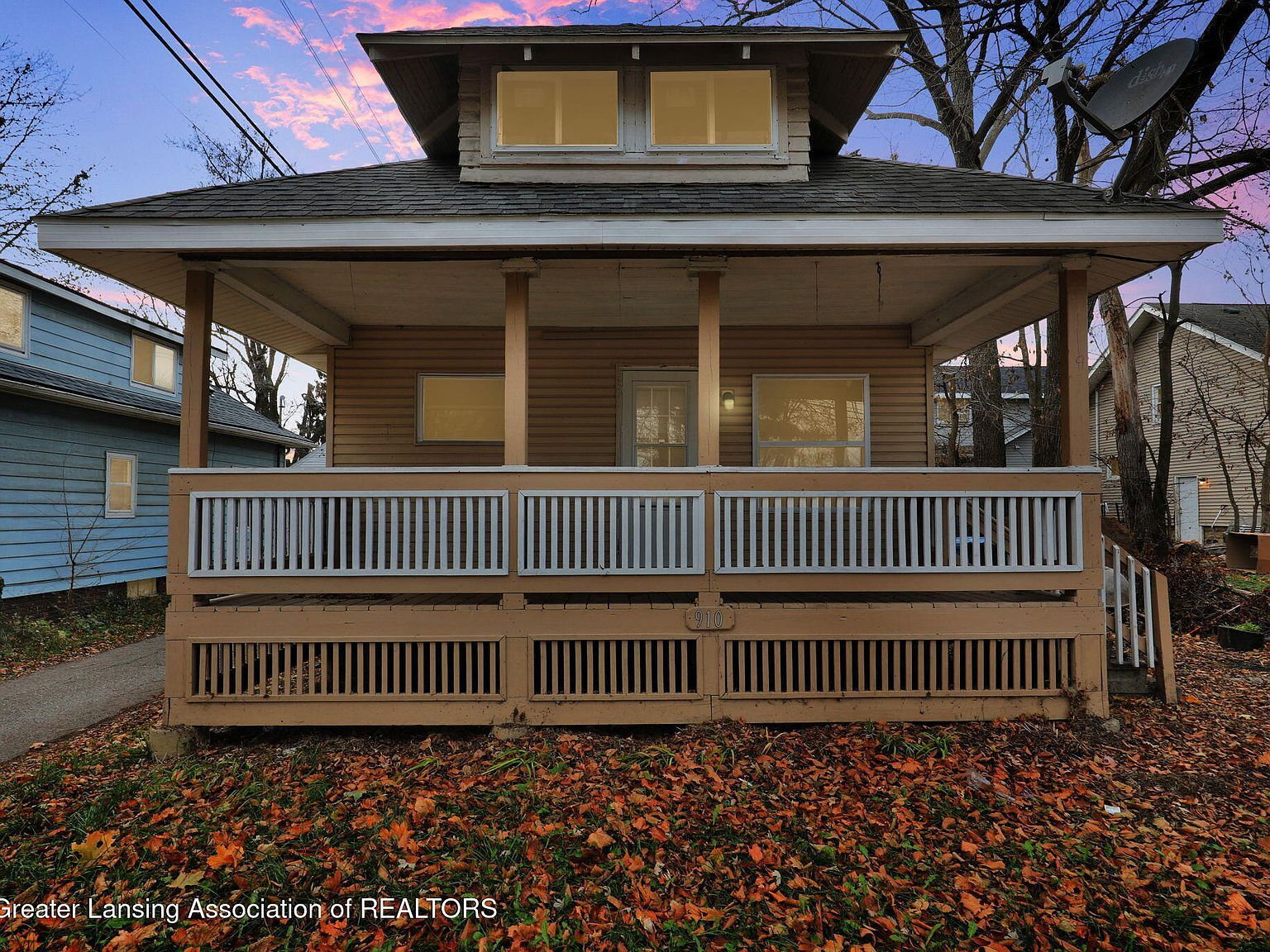 910 S Holmes St Lansing, MI 48912 - Thumbnail 2