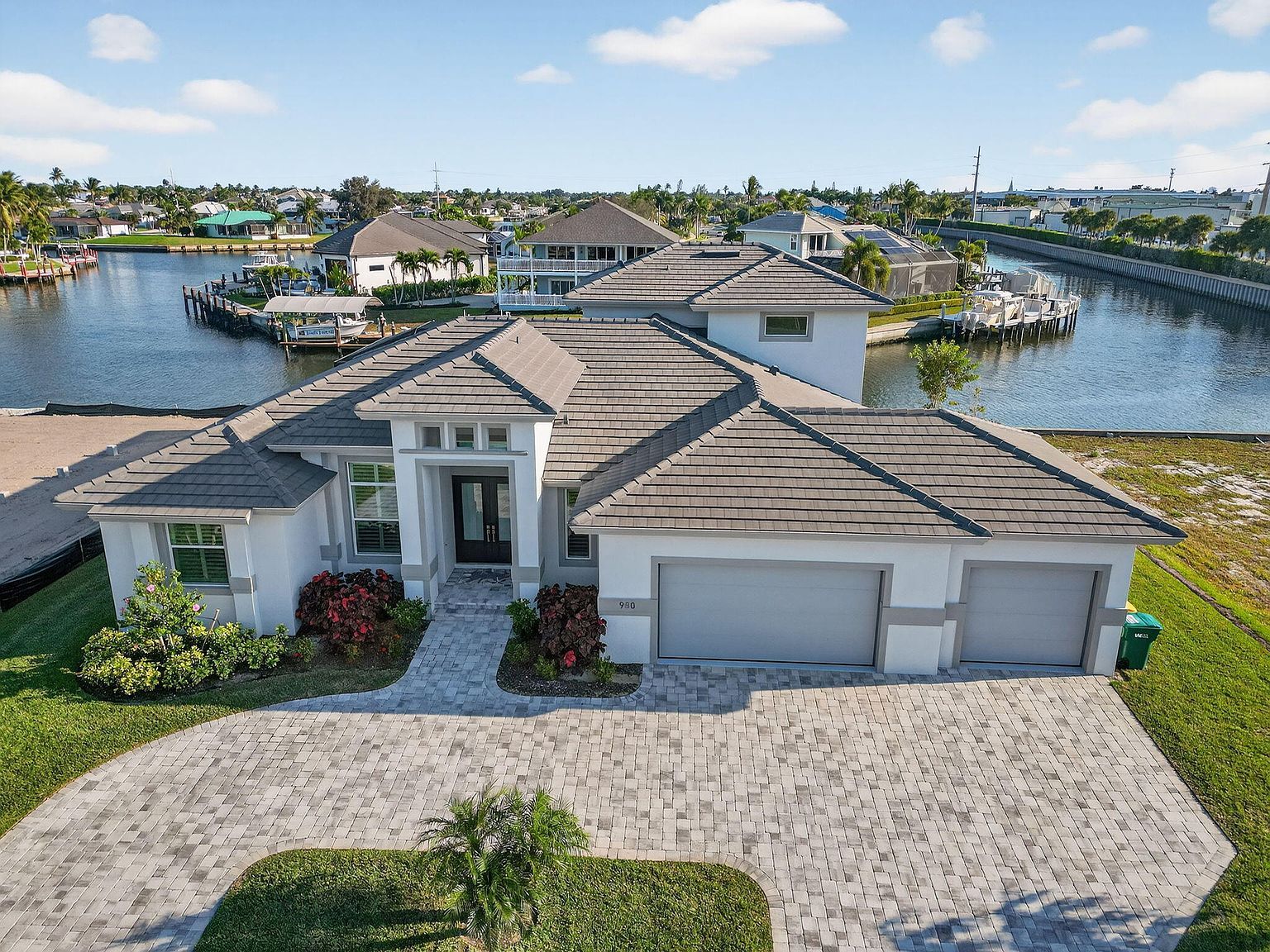 980 N Barfield Dr Marco Island, FL 34145 - Thumbnail 2