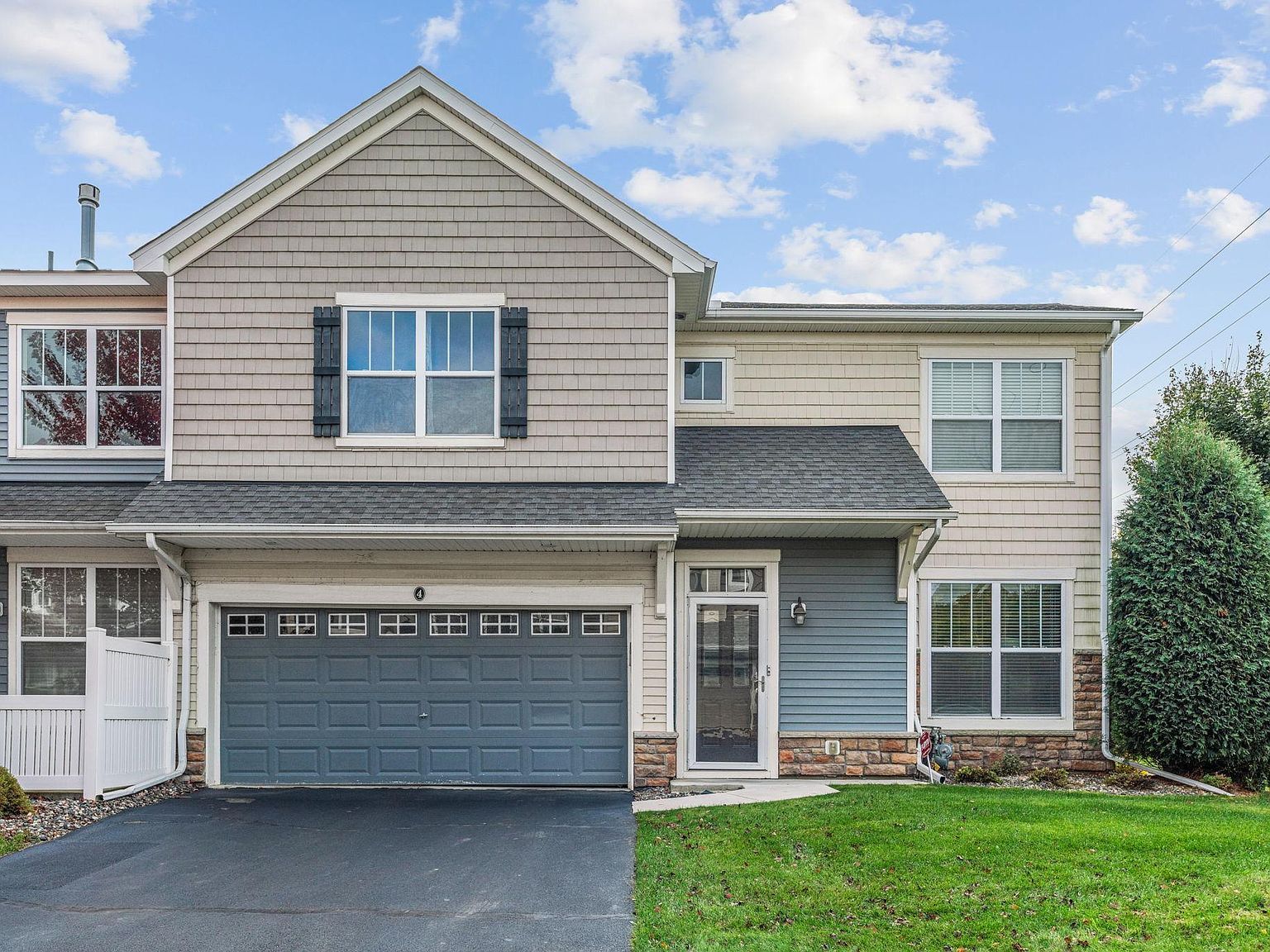 1952 Commonwealth Blvd UNIT 4 Chanhassen, MN 55317 - Thumbnail 2