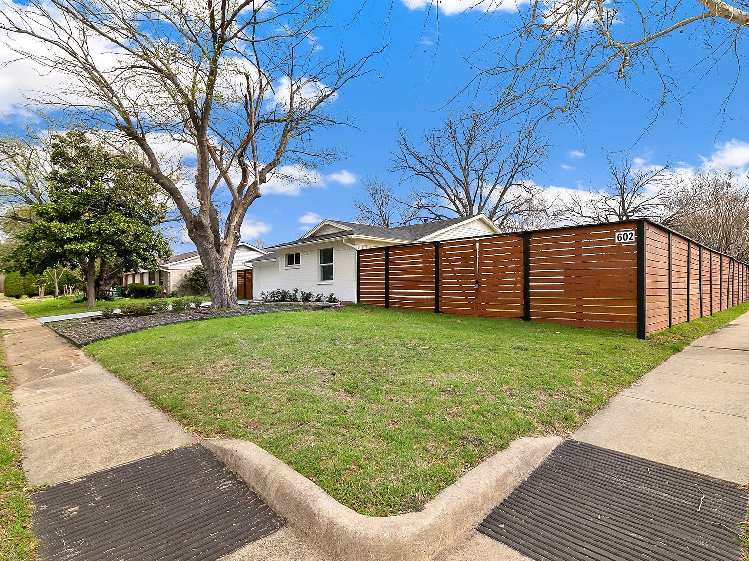 602 Lawson Dr Garland, TX 75042 - Thumbnail 2