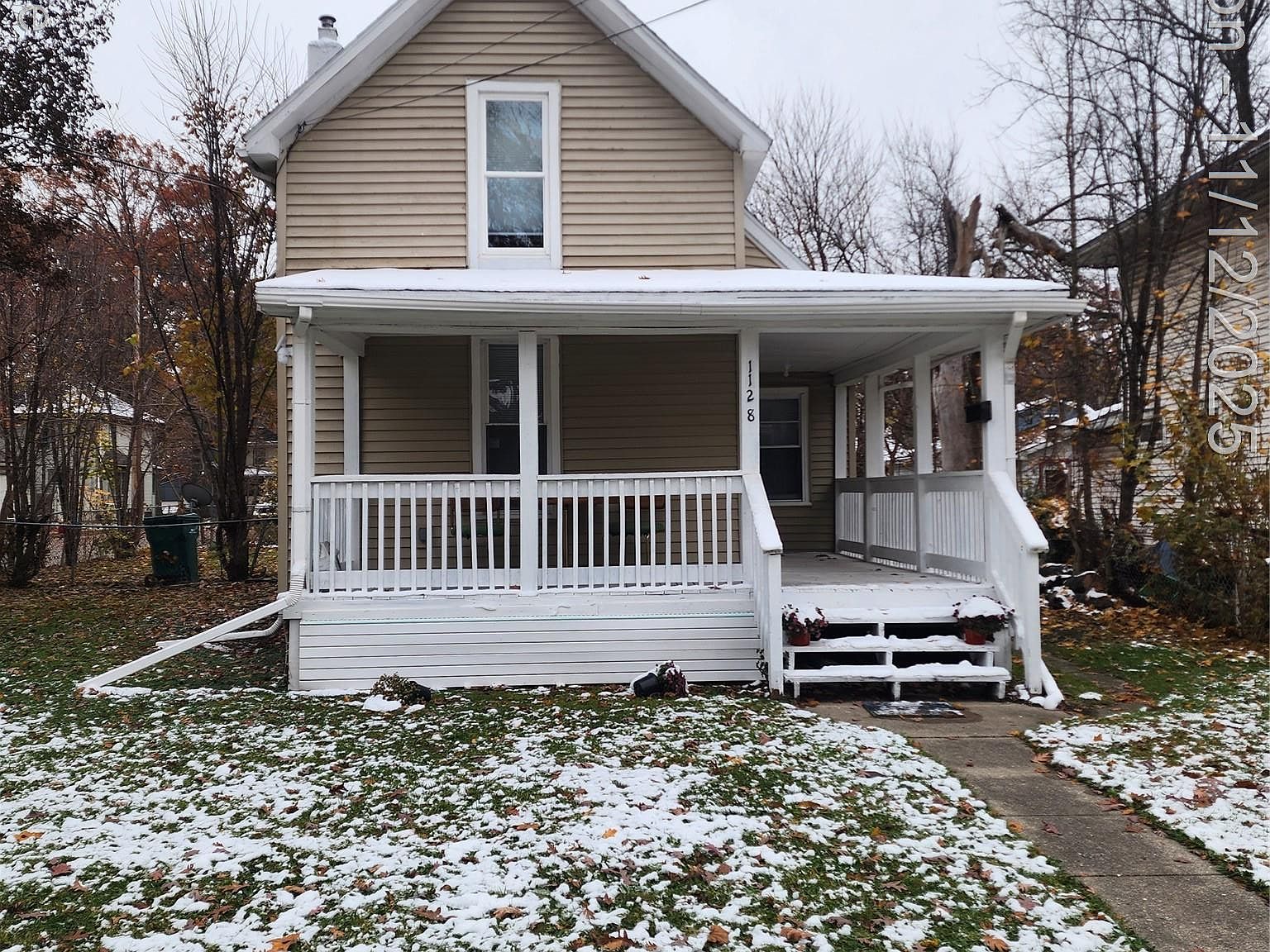 1128 Hickory St Lansing, MI 48912 - Thumbnail 2