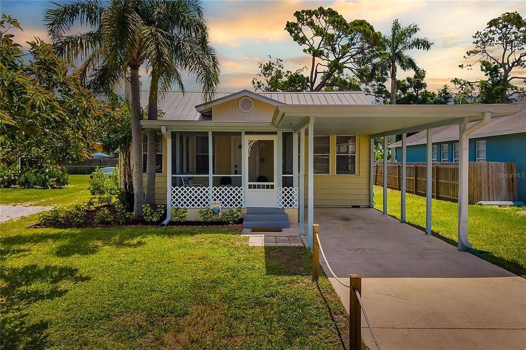 1603 17th St W Bradenton, FL 34205 - Thumbnail 2