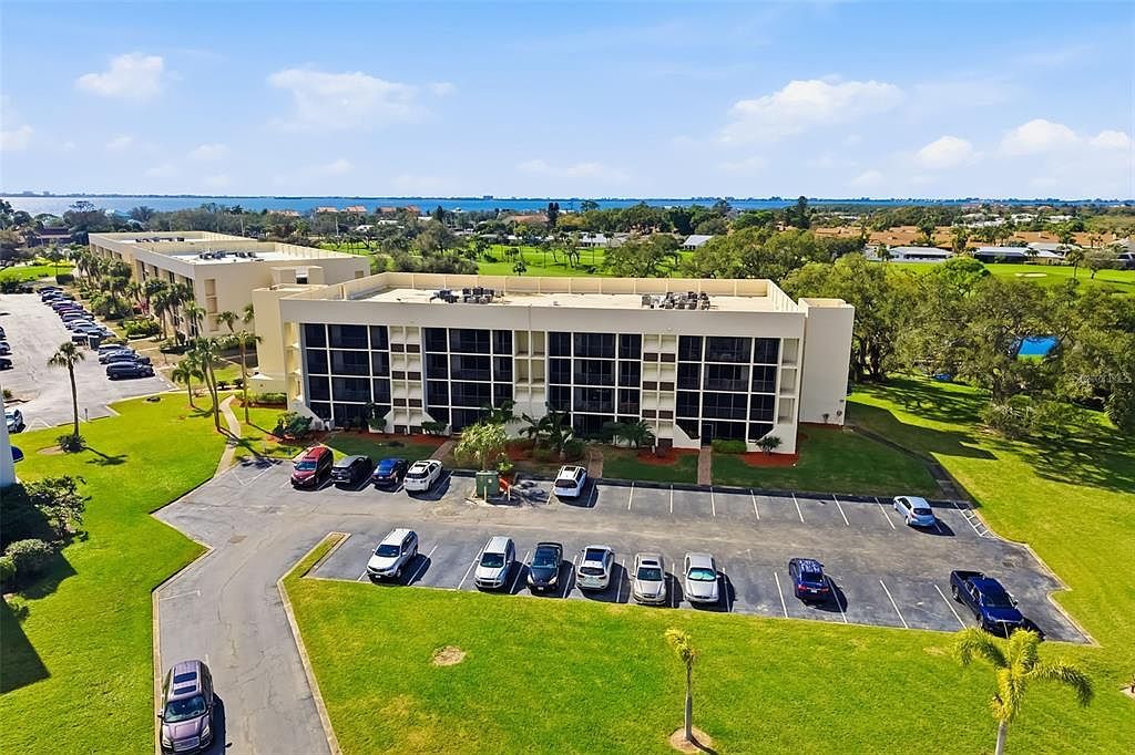 4119 61st Avenue Ter W APT 308 Bradenton, FL 34210 - Thumbnail 2