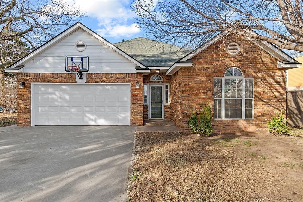 1007 N Market Ave Watonga, OK 73772 - Thumbnail 2