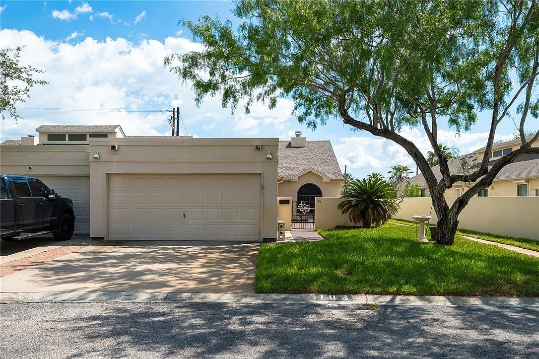 102 Sugar Creek Dr Rockport, TX 78382 - Thumbnail 2