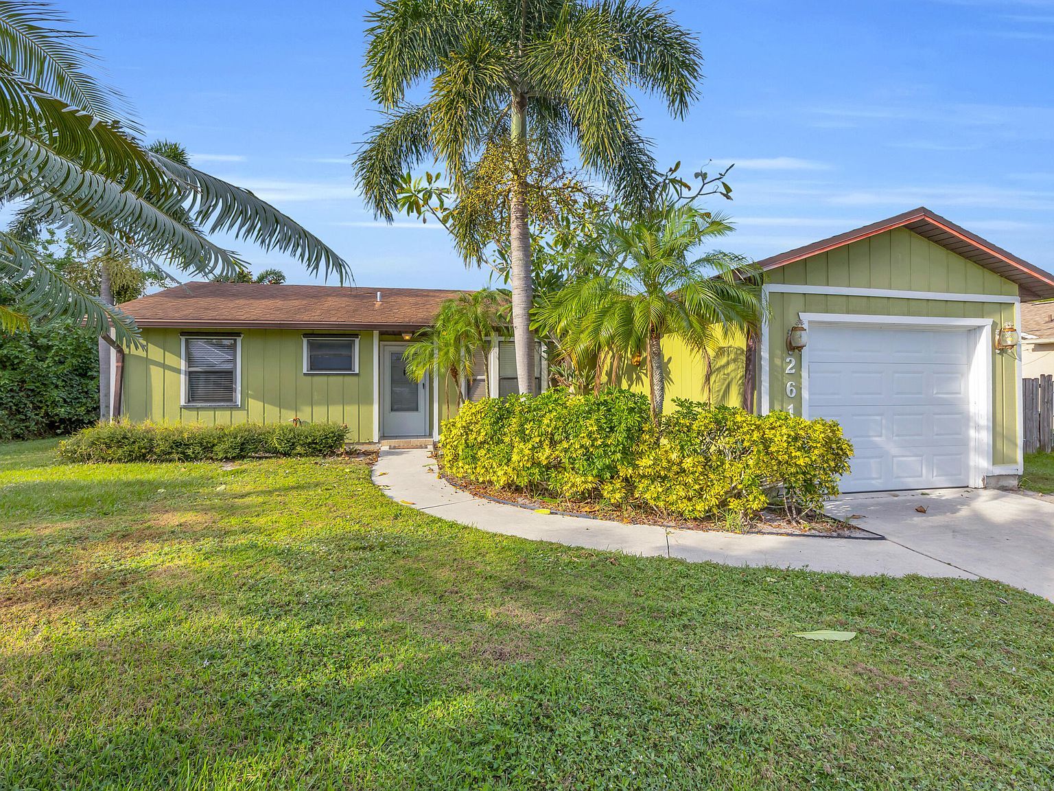 261 SW Chelsea Ter Port Saint Lucie, FL 34984 - Thumbnail 2