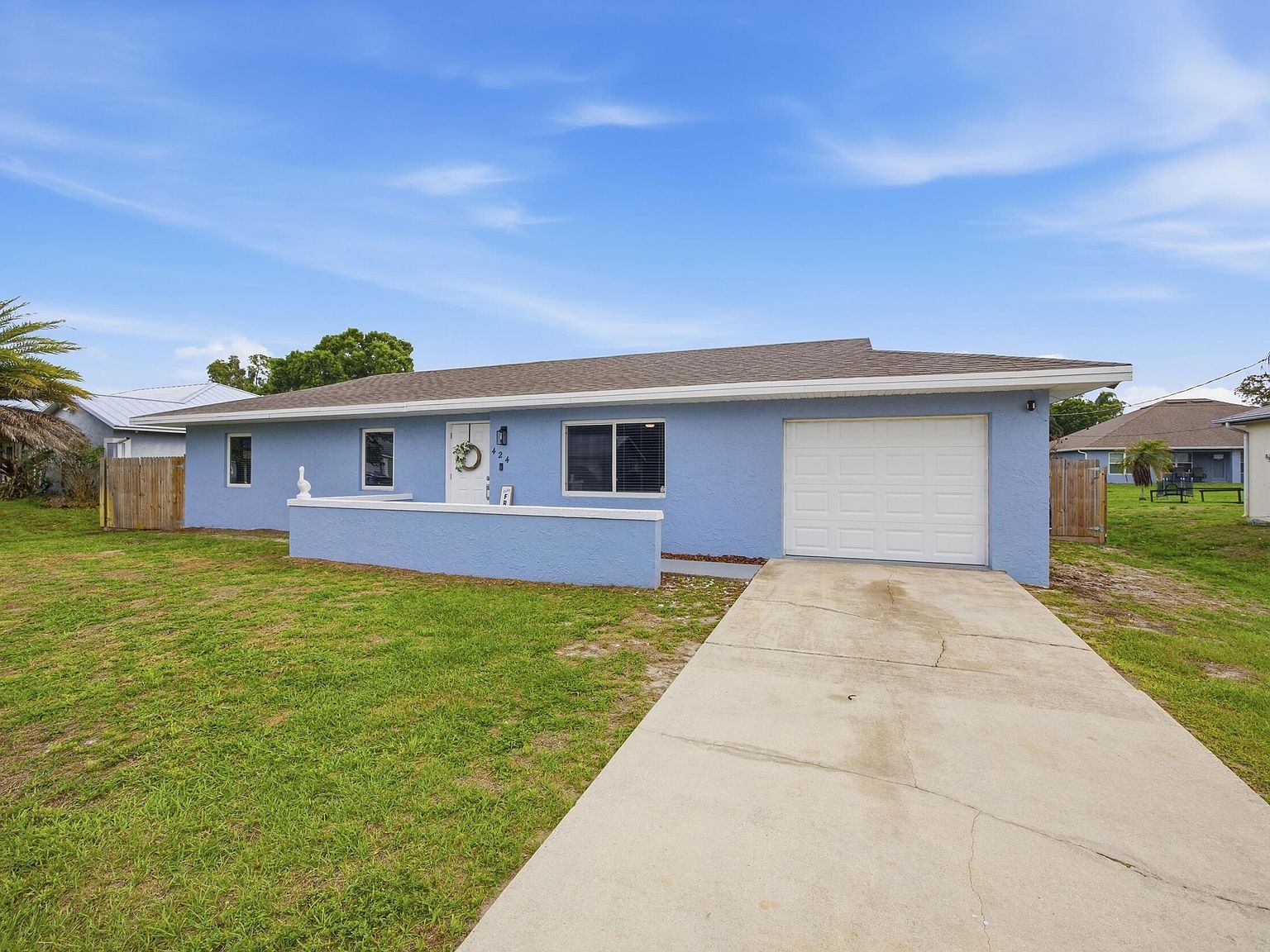 424 SE Fallon Dr Port Saint Lucie, FL 34983  | Single Family