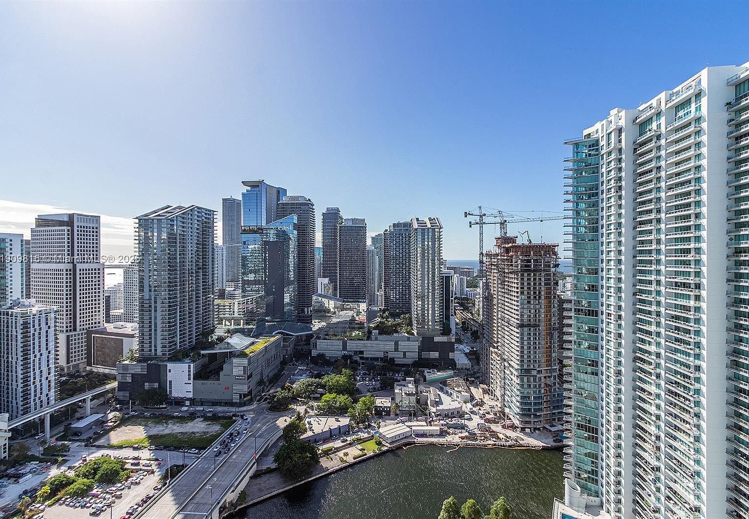 350 S Miami Ave APT 3914 Miami, FL 33130 - Thumbnail 2