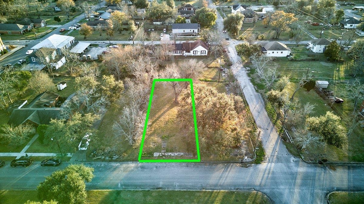 527 Dequeen Blvd Port Arthur, TX 77640 - Thumbnail 2