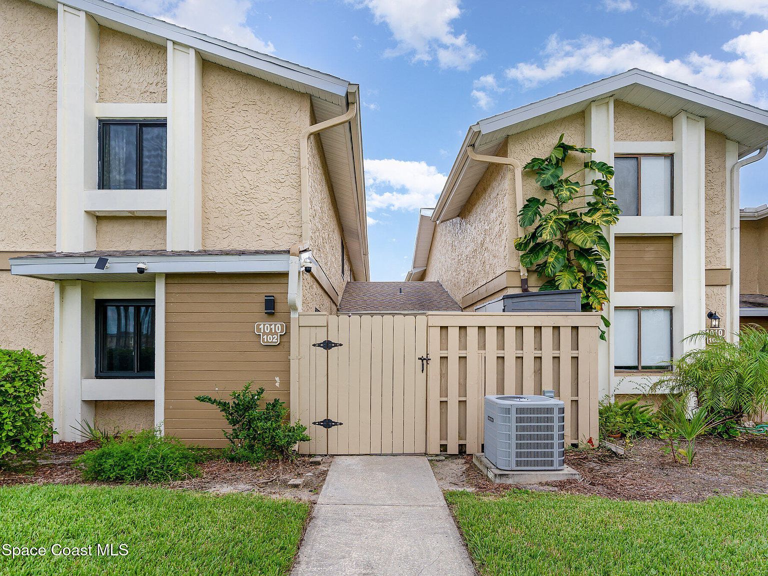 1010 Abada Ct NE APT 102 Palm Bay, FL 32905 - Thumbnail 2