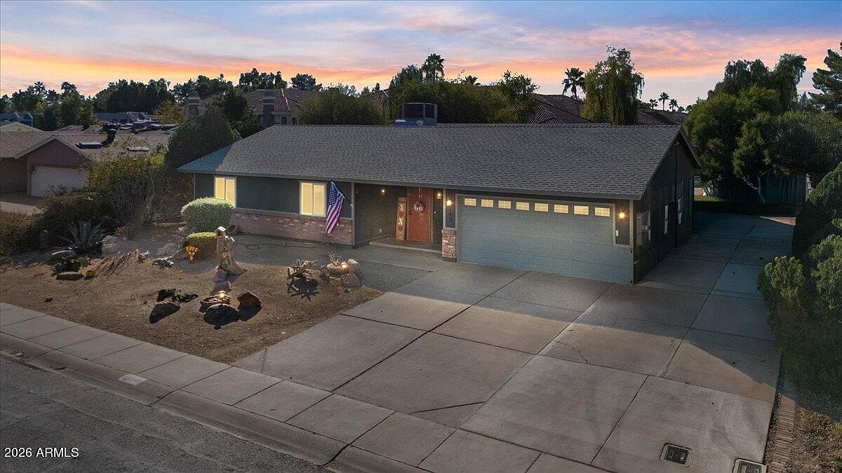 145 W San Remo St Gilbert, AZ 85233 - Thumbnail 2