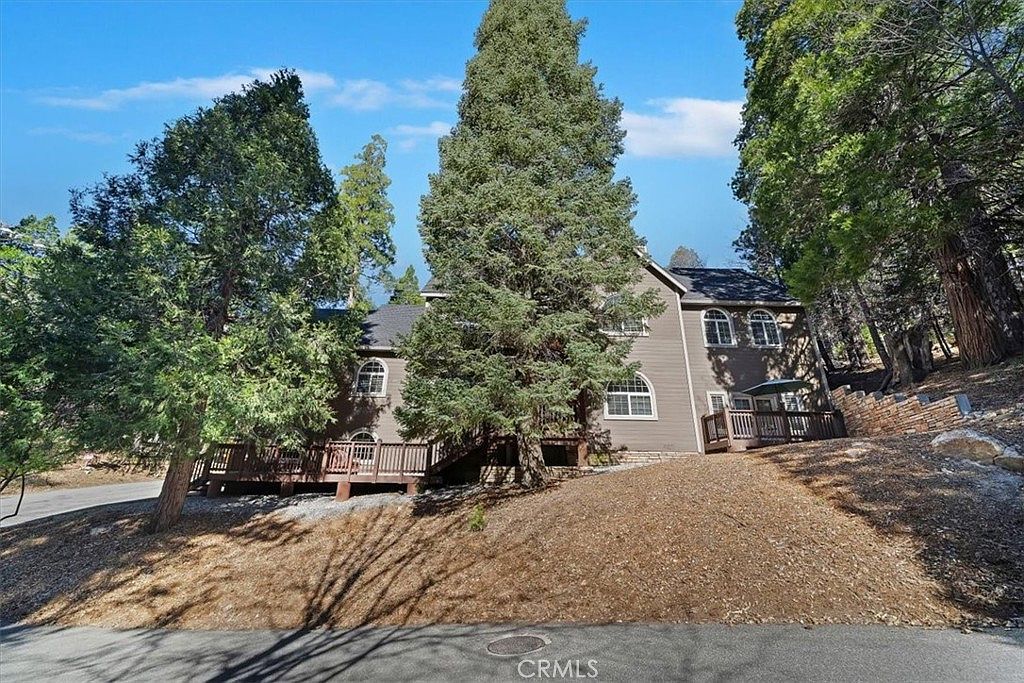 27312 Little Bear Rd Lake Arrowhead, CA 92352  | Single Family
